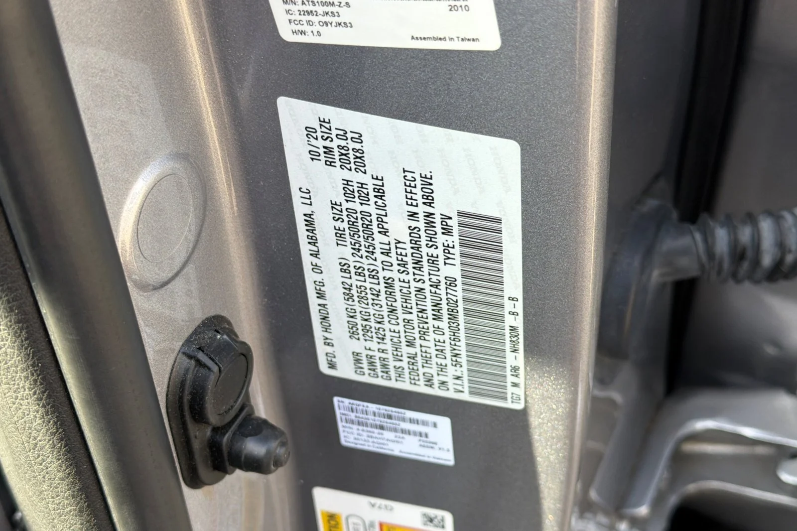 Used 2021 Lunar Silver Metallic Honda Elite image 32