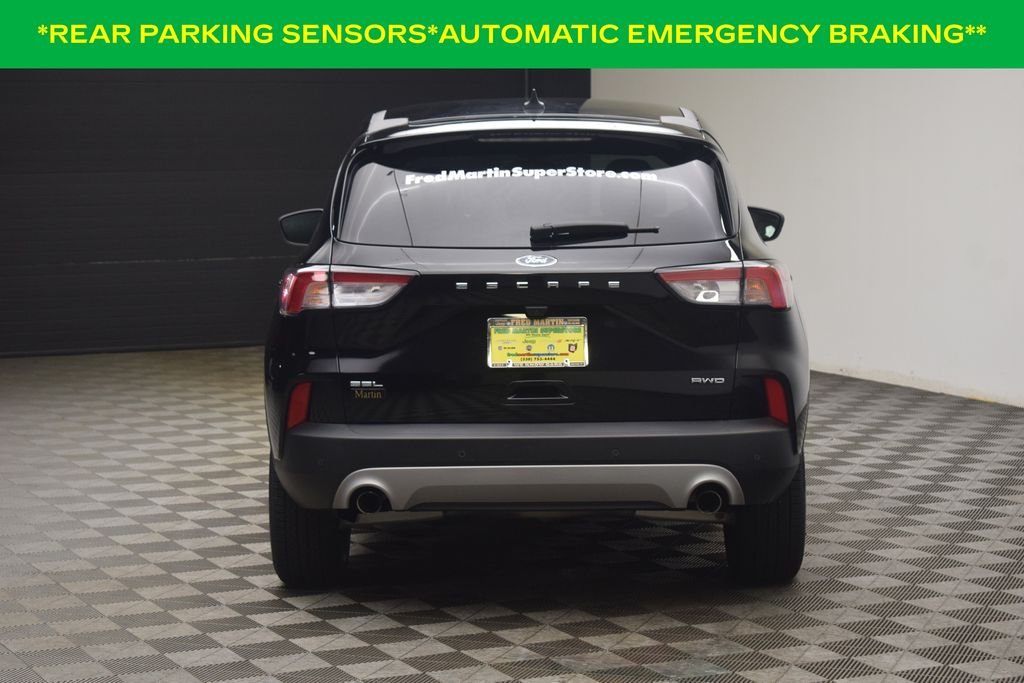 Used 2022 Black Metallic Ford SEL image 9