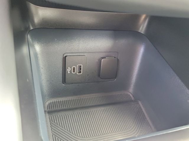 Used 2026 Vapor Blue Metallic Ford Active image 11