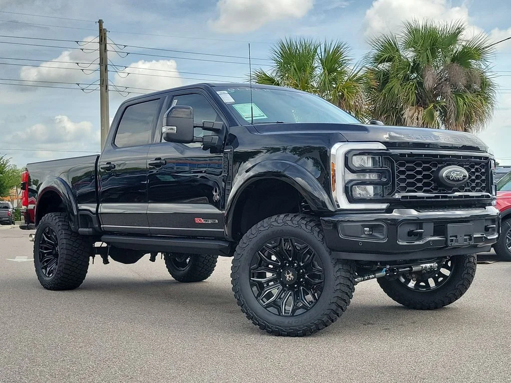 2026 Ford F-250 Lariat 4x4 Crew Cab 6-3/4' Box's photo