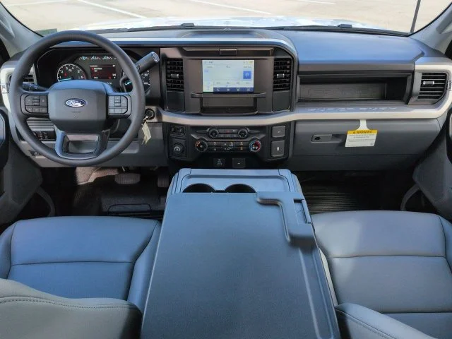 New 2027 Oxford White Ford F-350® XL image 15