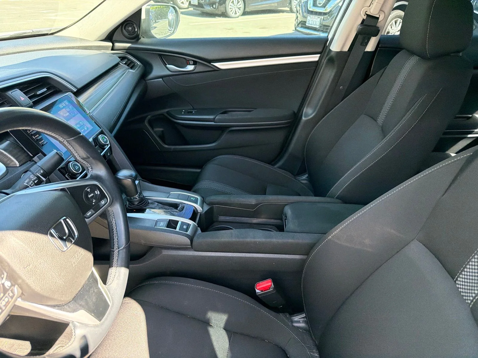 Used 2019 White Orchid Pearl Honda EX image 8