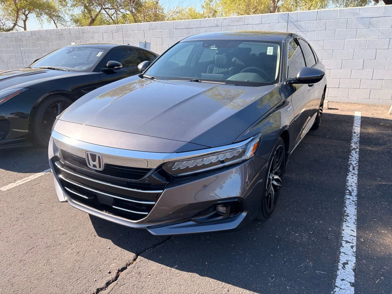 2022 Honda Accord Hybrid Touring's photo