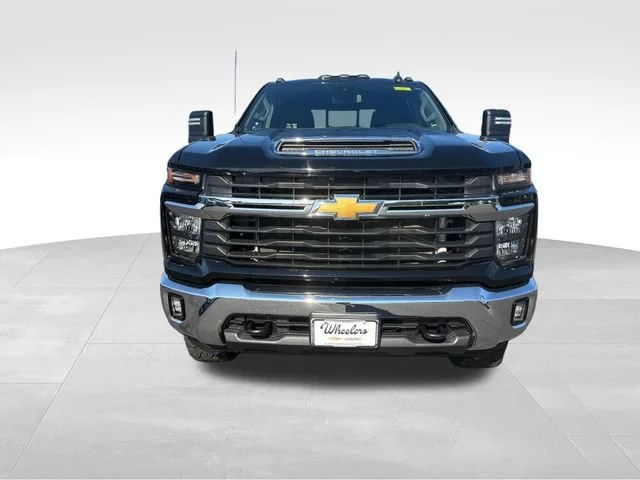 Used 2024 Black Chevrolet LT image 9