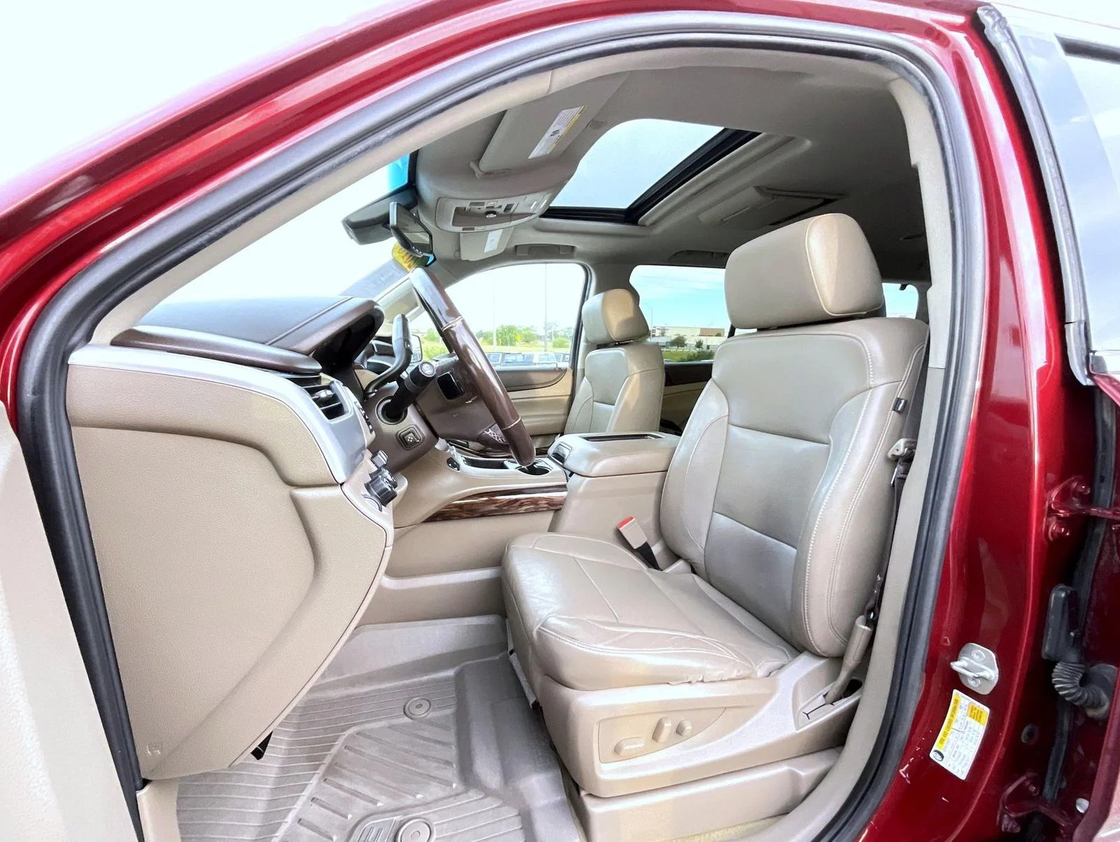 Used 2018 Red GMC SLT image 10