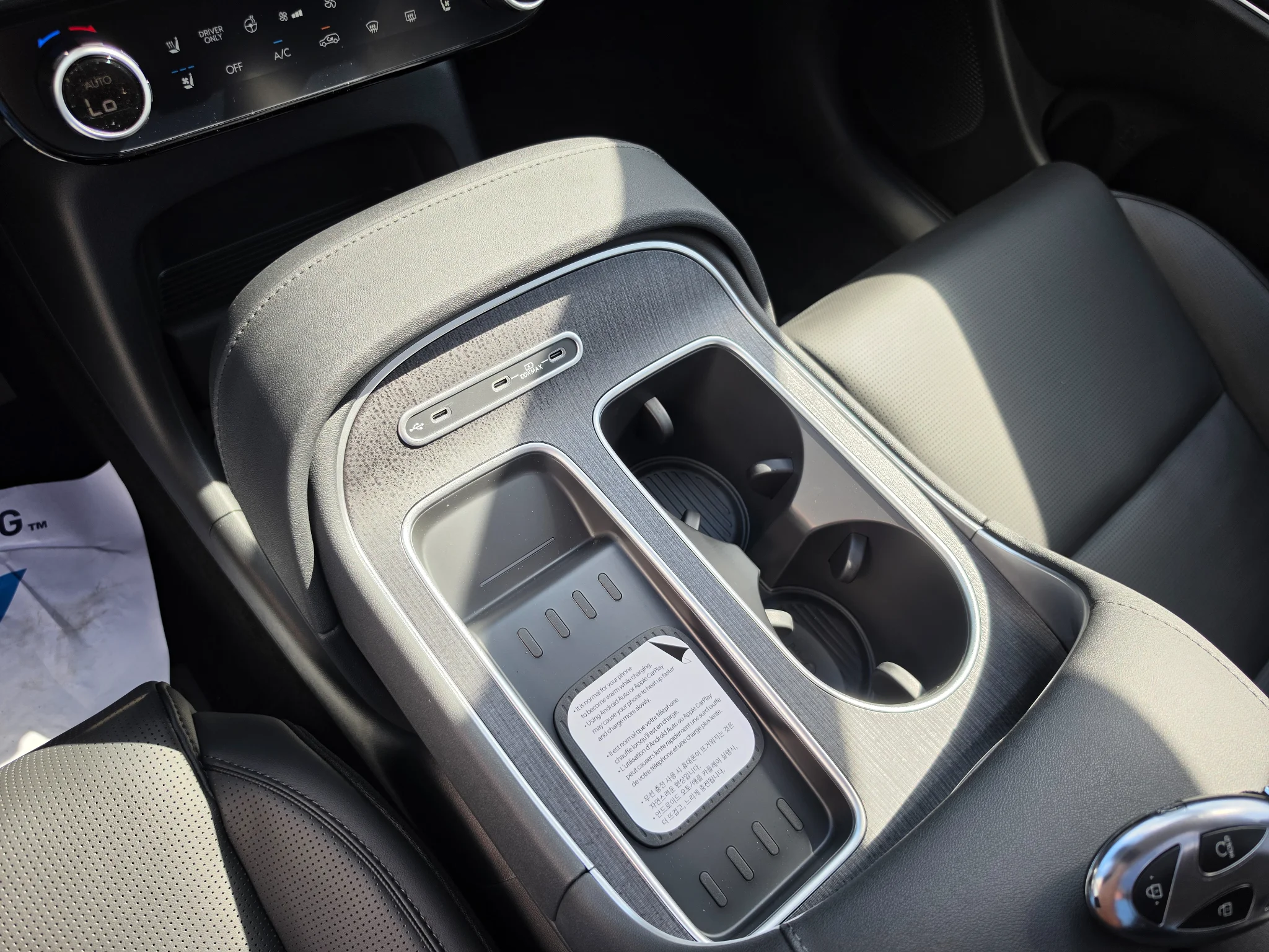New 2027 Shimmering Silver Hyundai SEL Premium 7P image 14