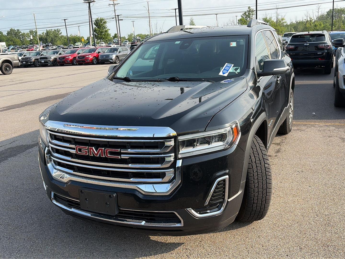 Used 2021 Ebony Twilight Metallic GMC SLE image 4