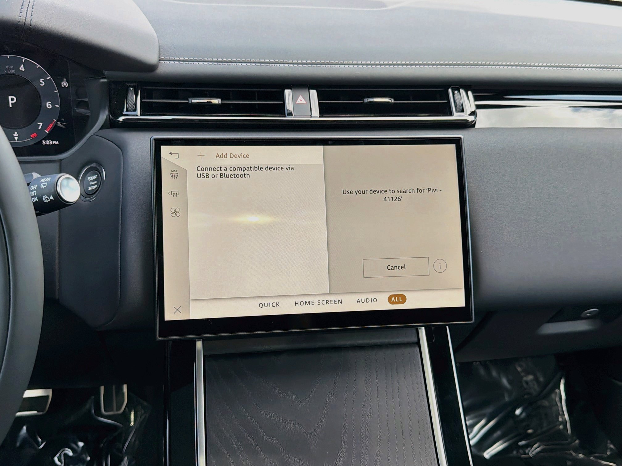 New 2026 Fuji White LAND ROVER  image 28