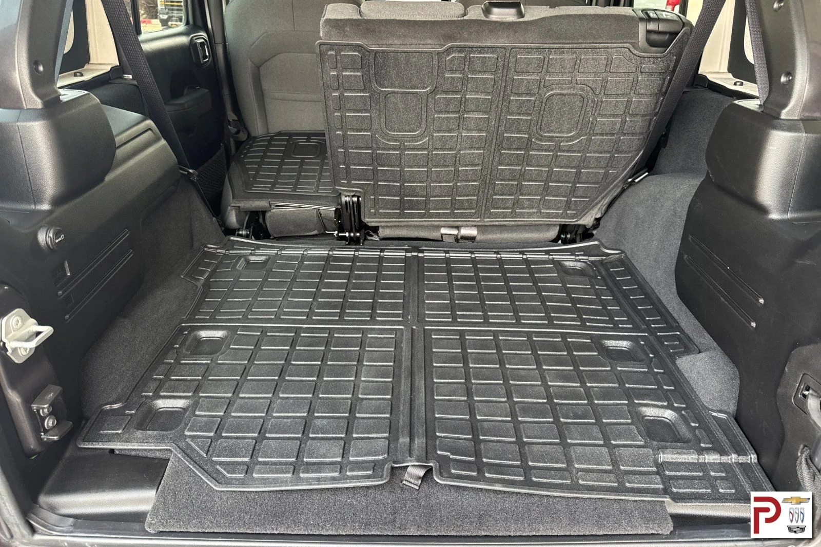 Used 2024 Gray Jeep Sport image 18