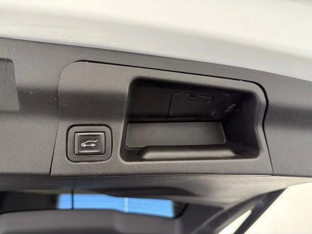 Used 2019 SUMMIT WHITE GMC SLT image 29