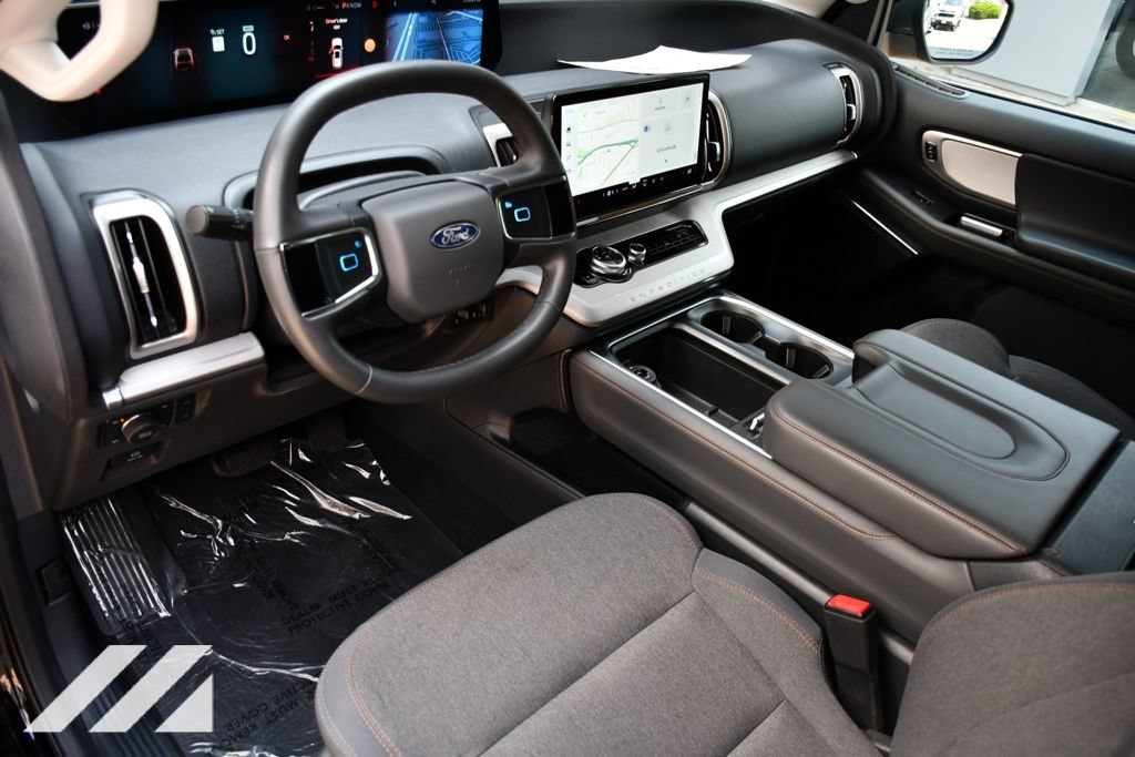 2025 Ford Expedition Active - Photo 23