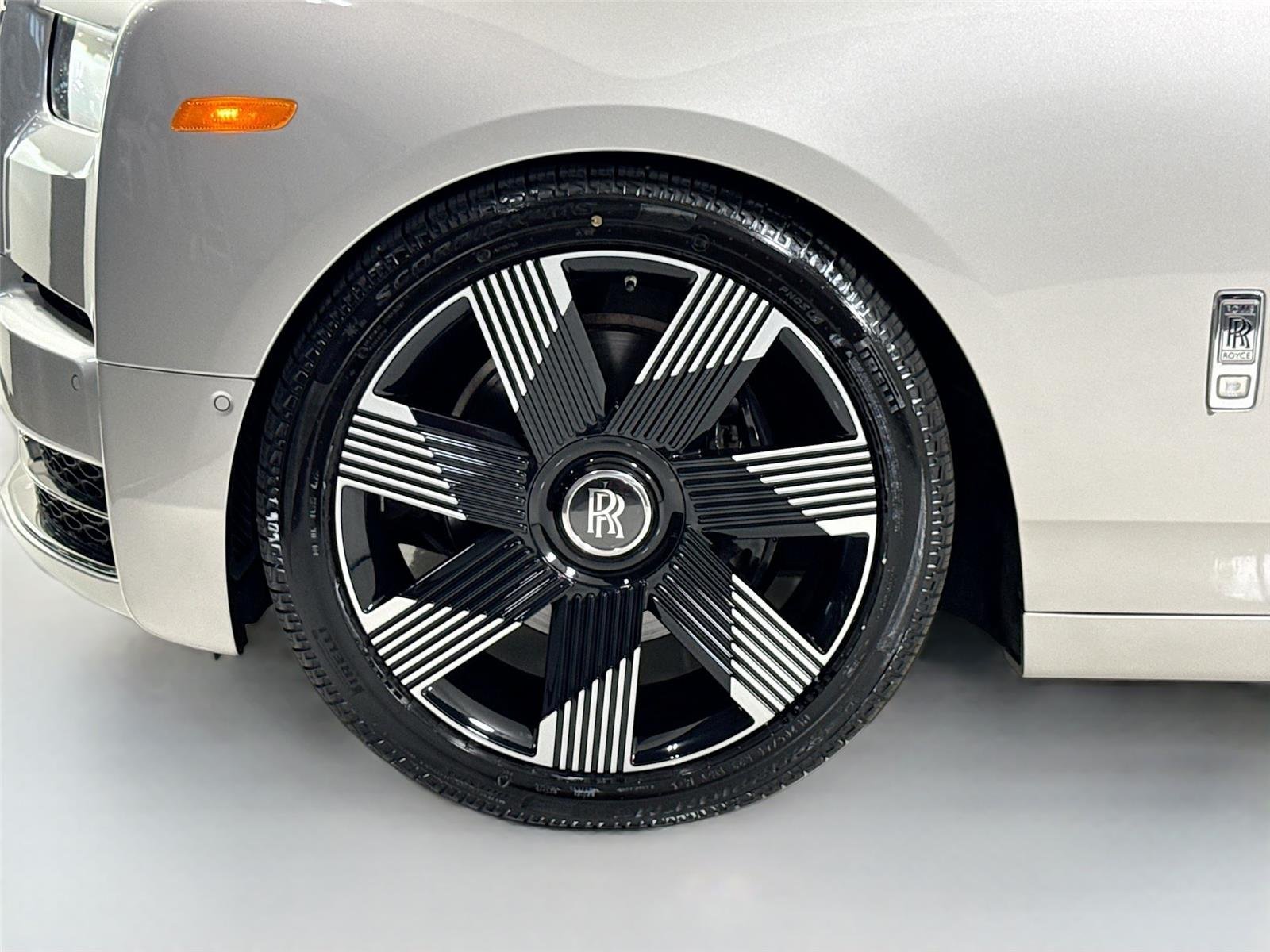 Used 2023  Rolls-Royce  image 51