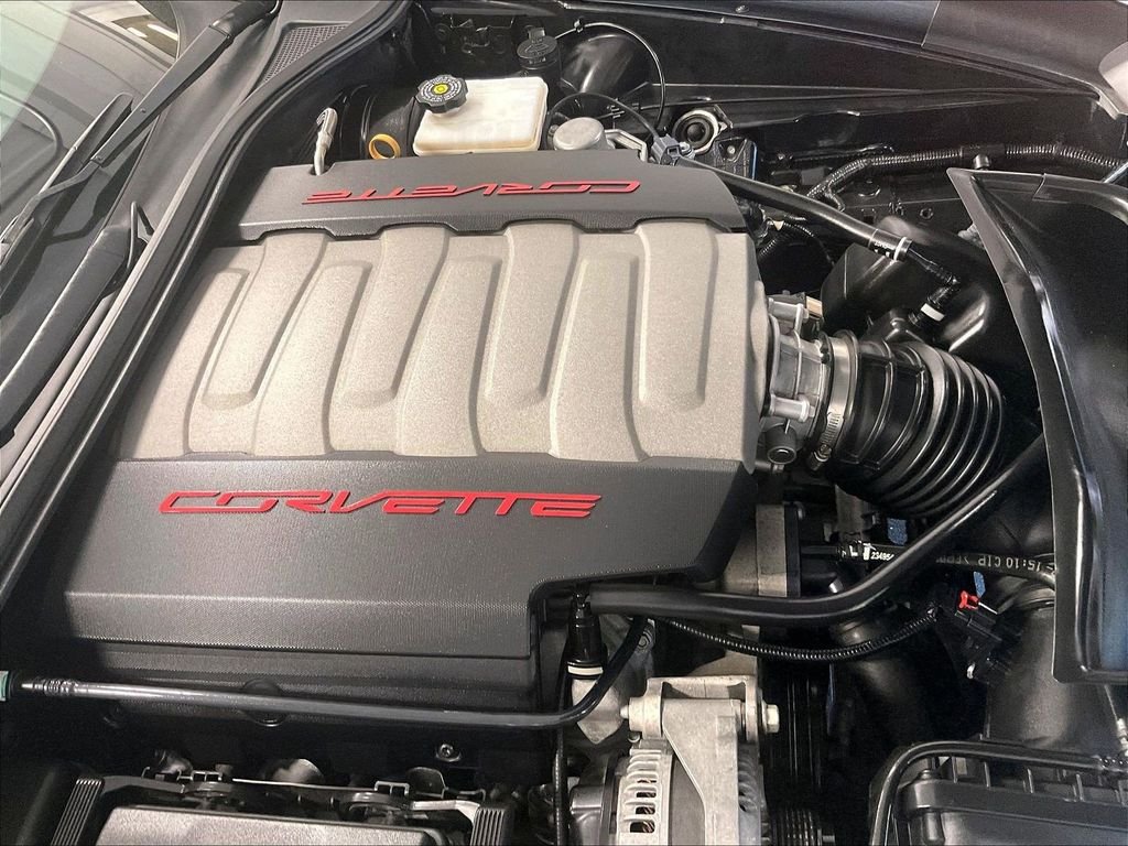 Used 2019 Gray Chevrolet Stingray image 32