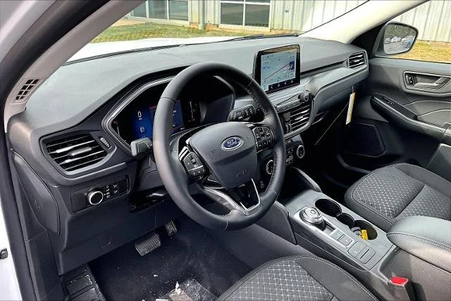 New 2026 Oxford White Ford Active® image 19