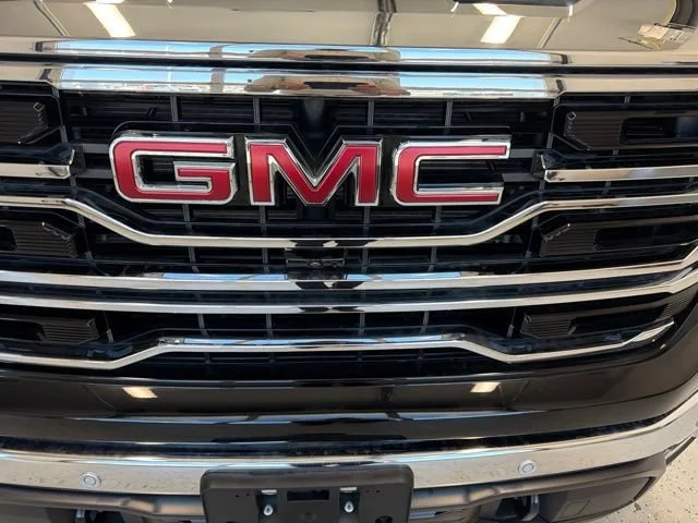 New 2026 Onyx Black GMC SLT image 11