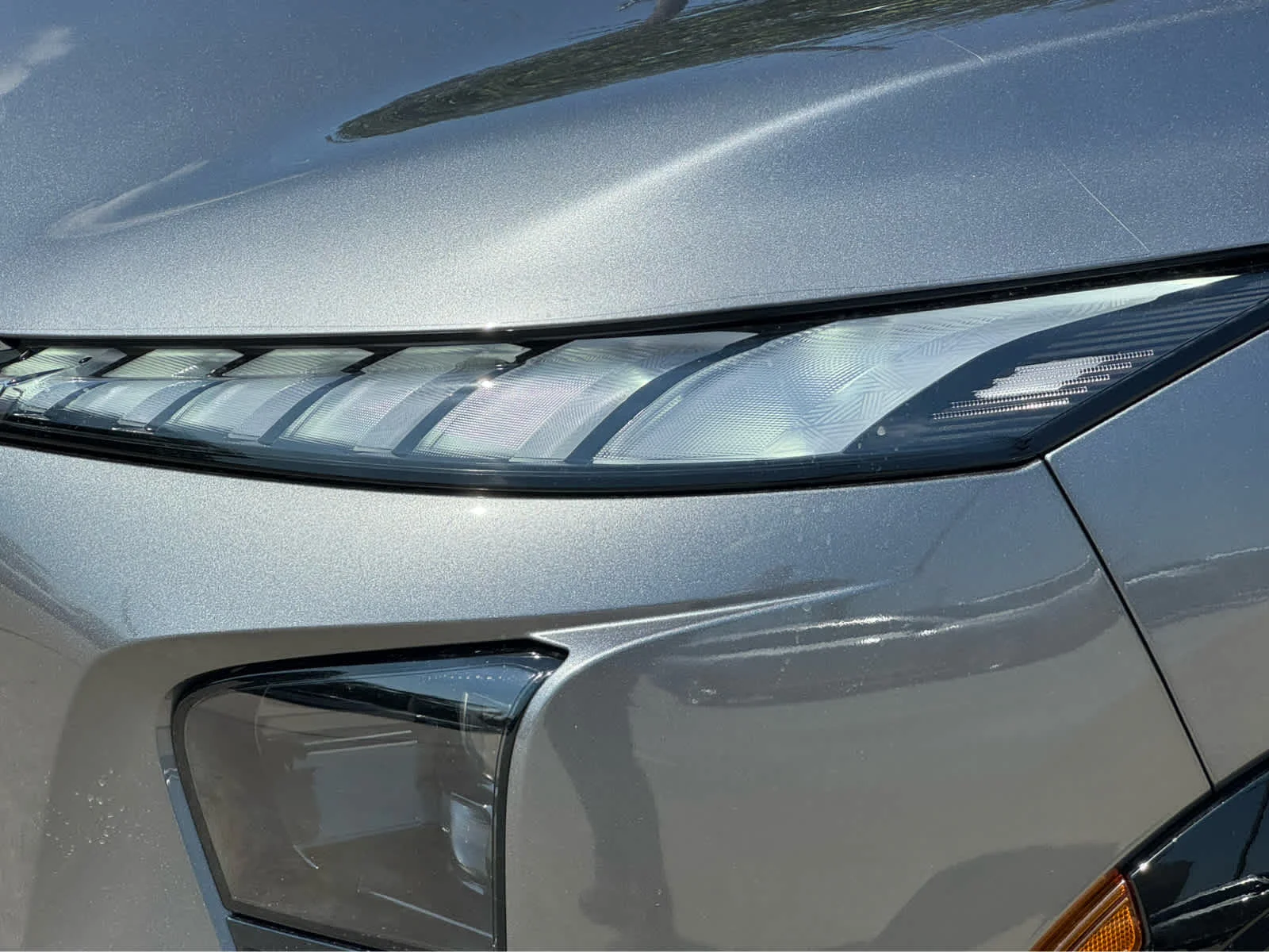 New 2027 GRAPHITE SHADOW INFINITI Luxe AWD image 5