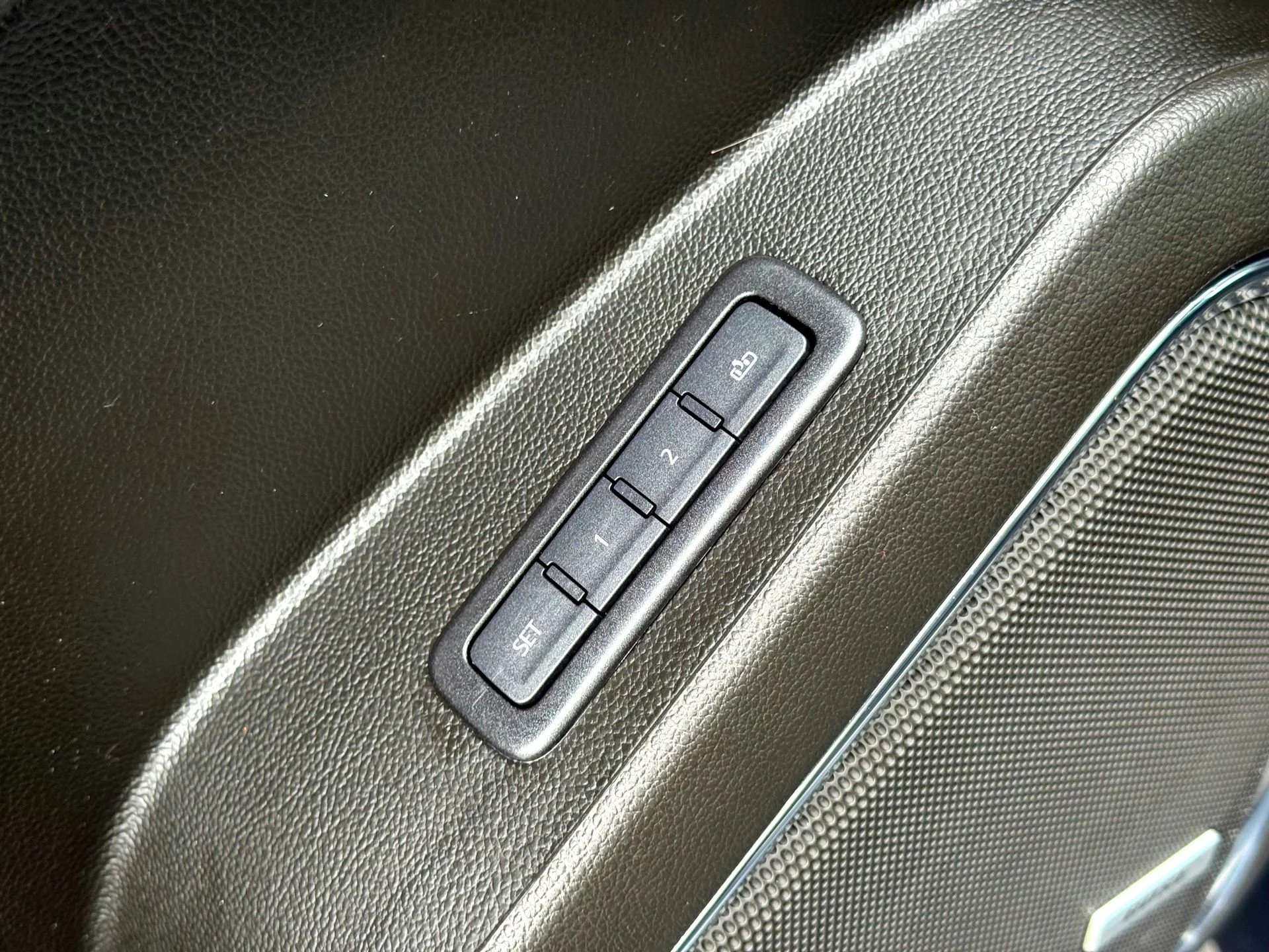 Used 2020 Shadow Gray Metallic Chevrolet LT image 16