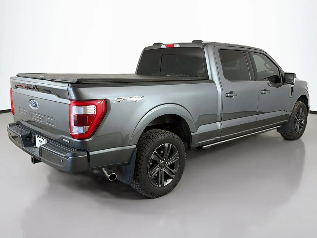 Used 2023 Carbonized Gray Metallic Ford Lariat image 15
