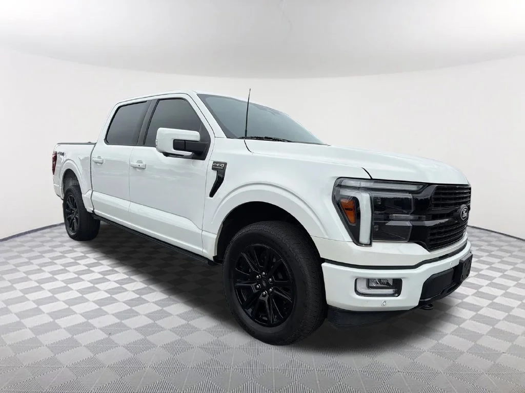 Used 2024 White Ford Platinum image 3