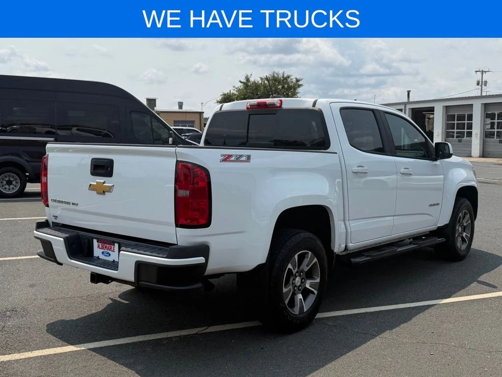 Used 2017 White Chevrolet Z71 image 3