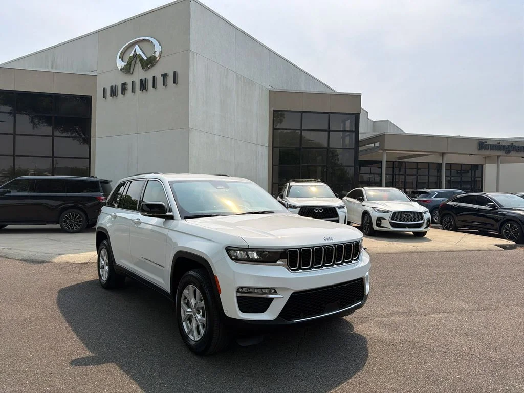 2023 Jeep Grand Cherokee Limited's photo