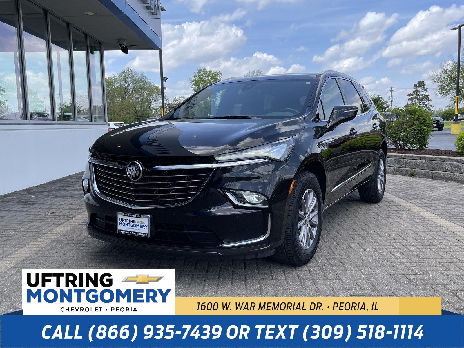 2023 Buick Enclave Essence's photo