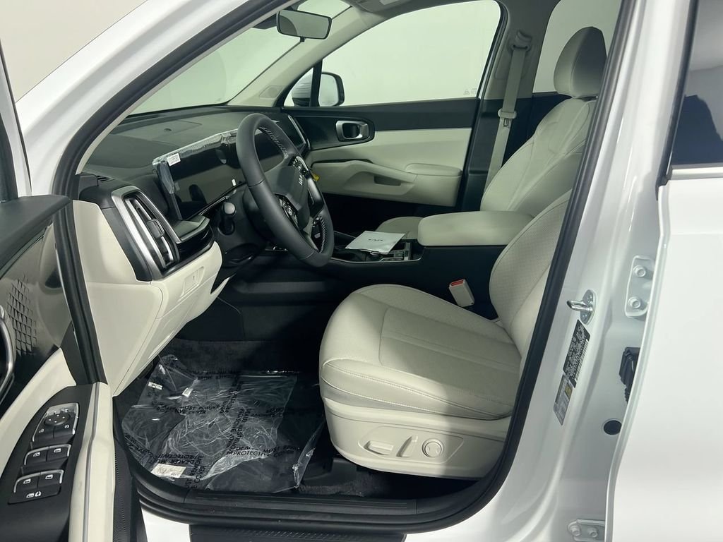 New 2026 Glacial White Pearl Kia S image 12