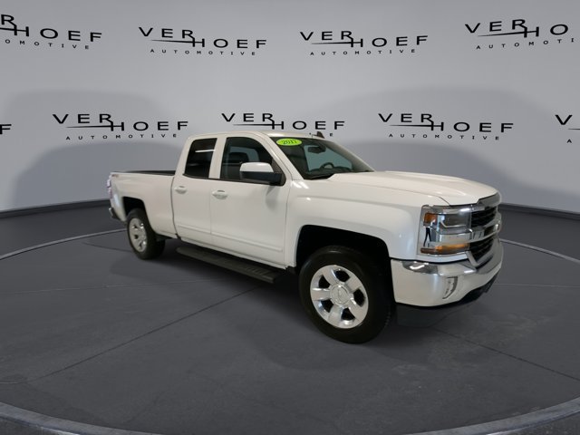 Used 2017 Chevrolet Silverado 1500 LT with VIN 1GCVKREC8HZ391588 for sale in Sioux Center, IA