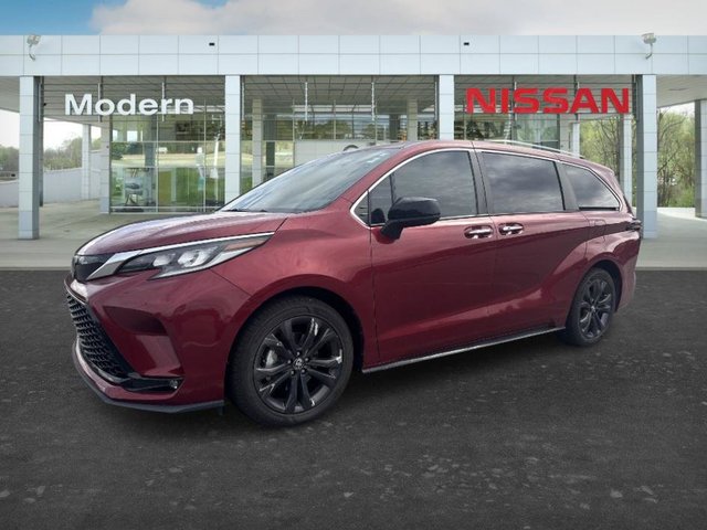 2022 Toyota Sienna XSE