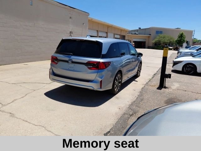 New 2026 Solar Silver Metallic Honda Elite image 4