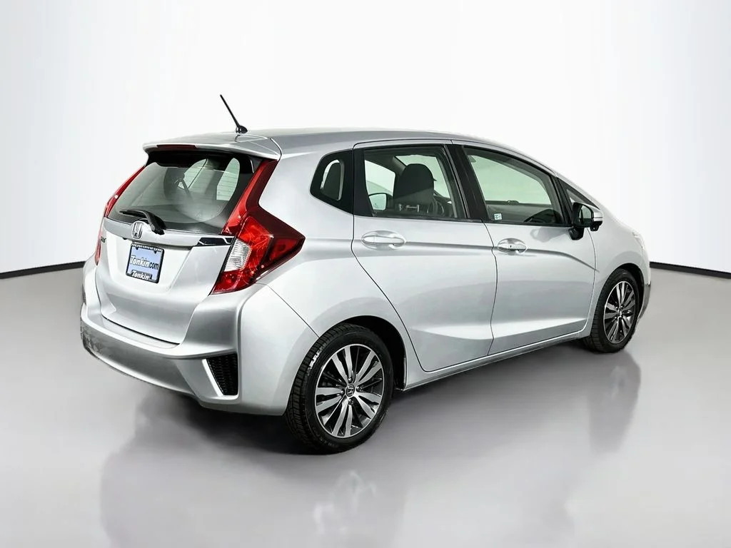 Used 2015 Alabaster Silver Metallic Honda EX image 8