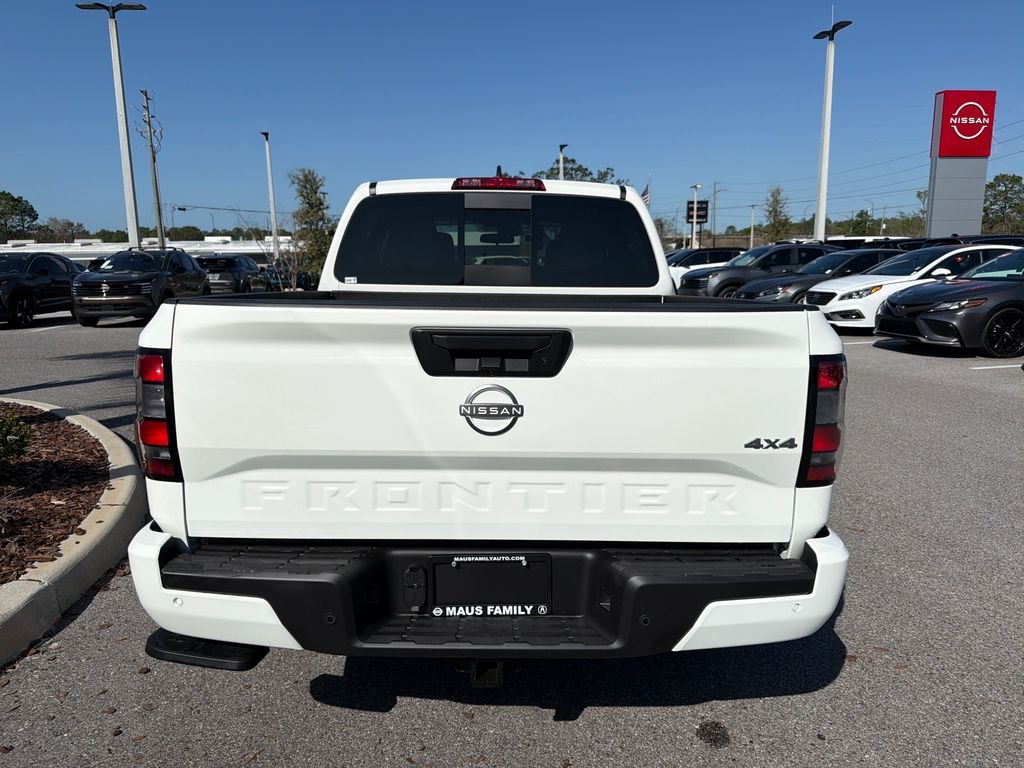 New 2026 Nissan Frontier SV 4D Crew Cab
