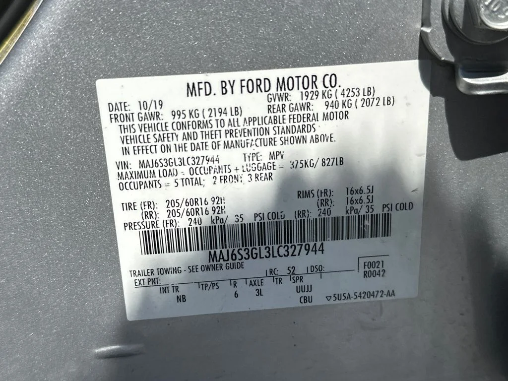 Used 2020 Silver Ford SE image 32