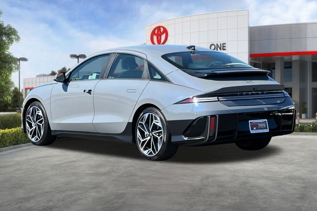 Used 2024 Blue Hyundai SEL image 6