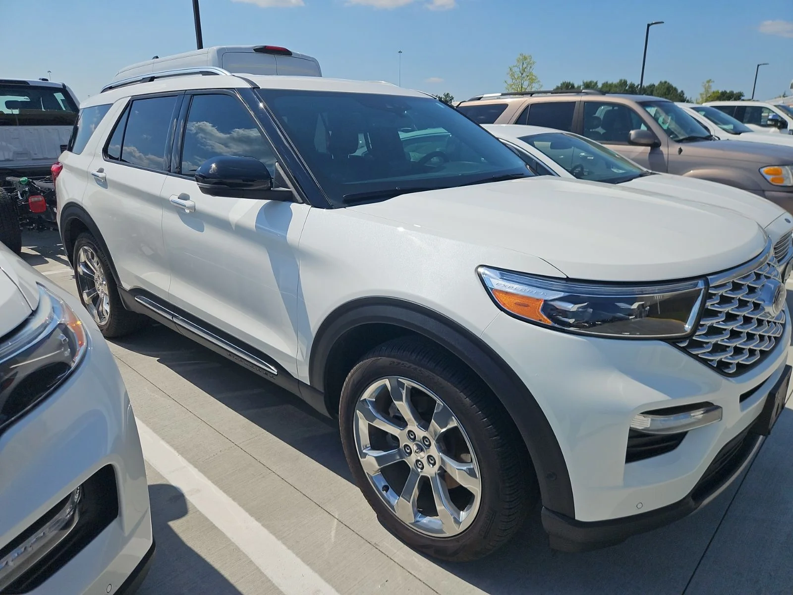 Certified Used 2020 Star White Ford Platinum image 3