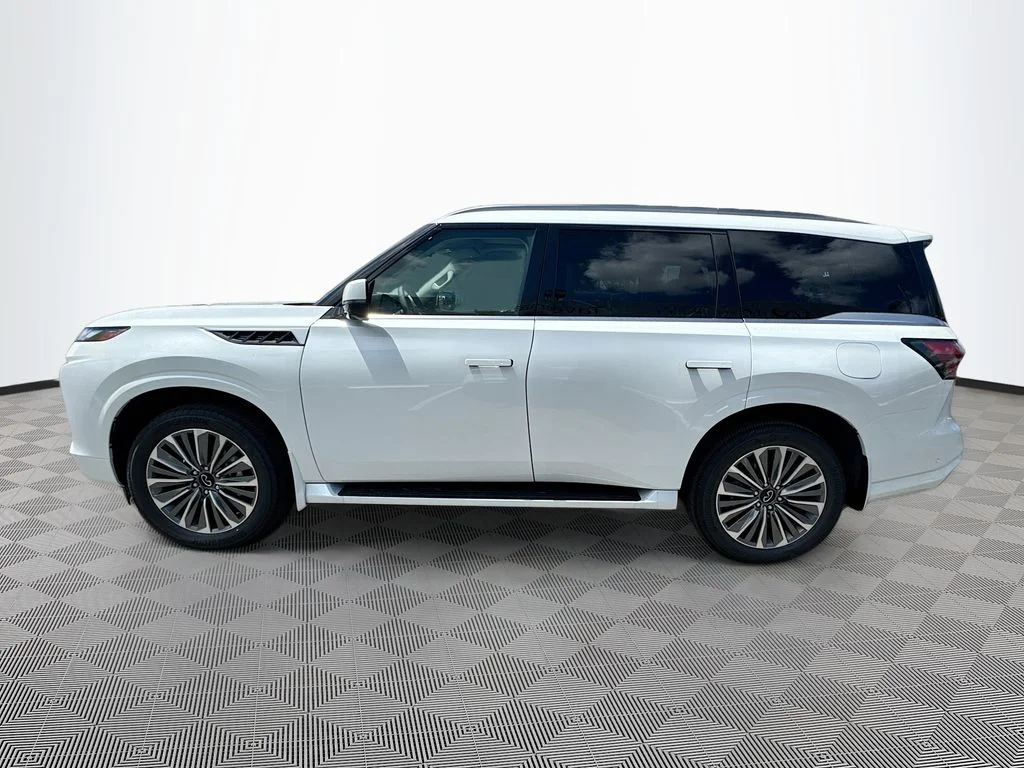 New 2026 RADIANT WHITE INFINITI Luxe 2WD image 8