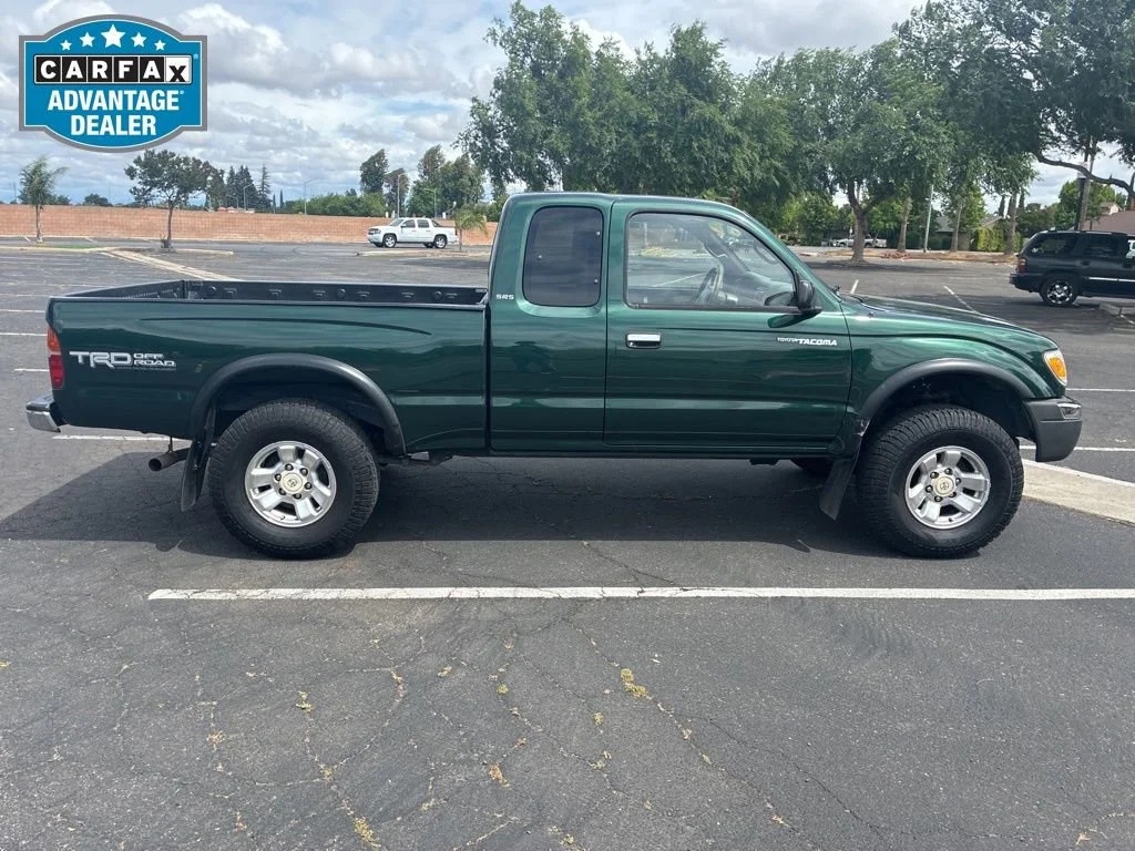 Used 1999 Toyota Tacoma PRERUNNER with VIN 4TASN92NXXZ516424 for sale in Clovis, CA