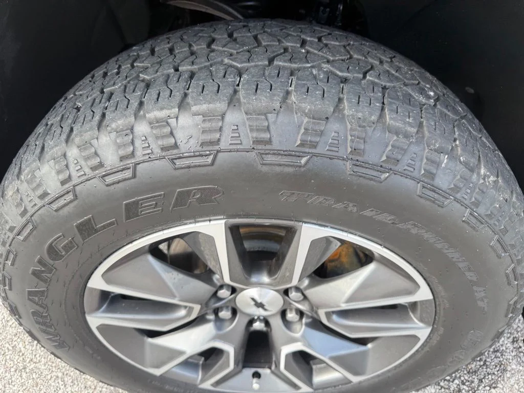 Used 2024 Black Chevrolet RST image 20