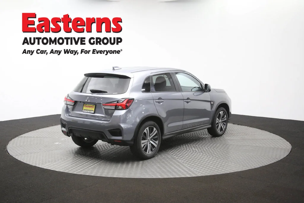 Used 2024 Gray Mitsubishi 2.0 ES image 40