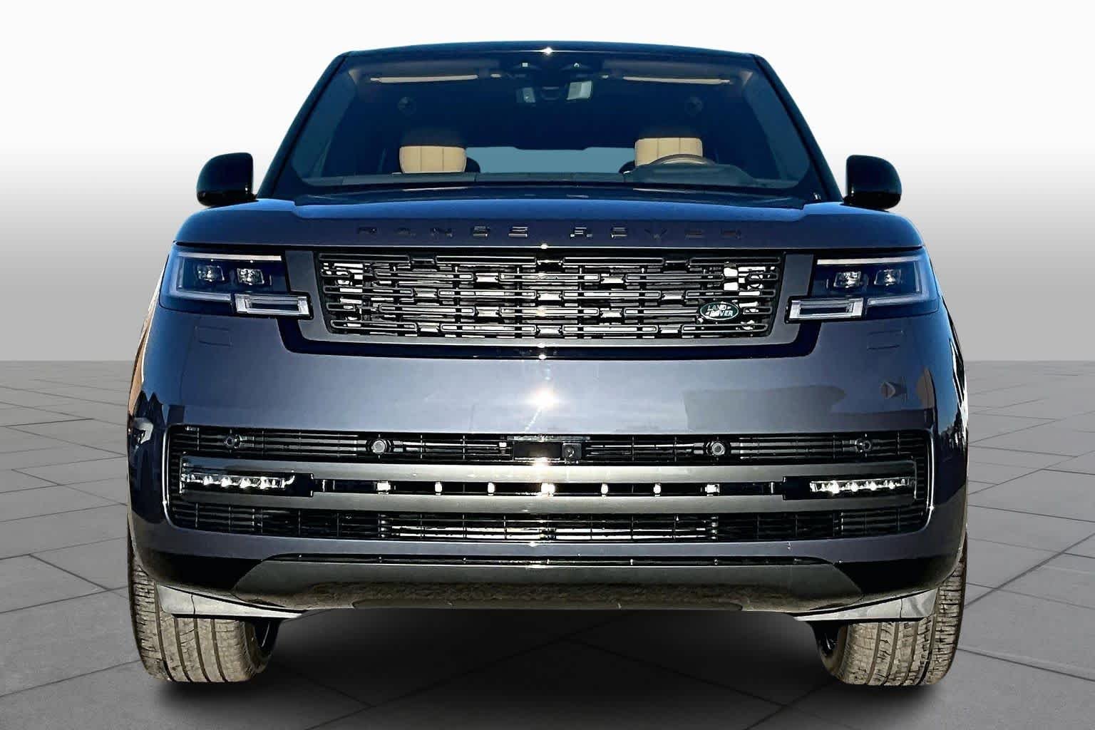 New 2026 Varesine Blue Metallic Land Rover SE image 3