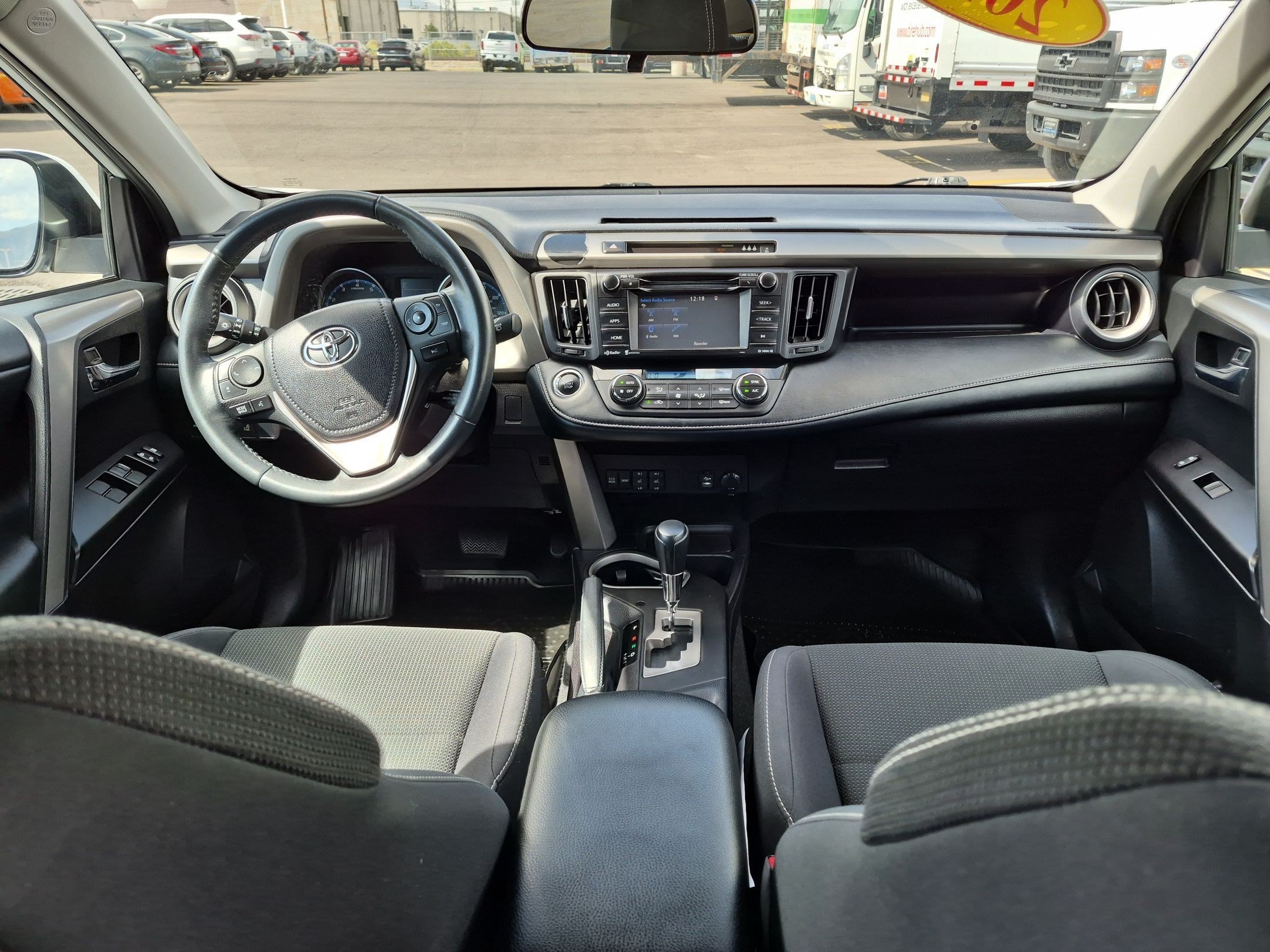 Used 2018 Super White Toyota XLE image 26