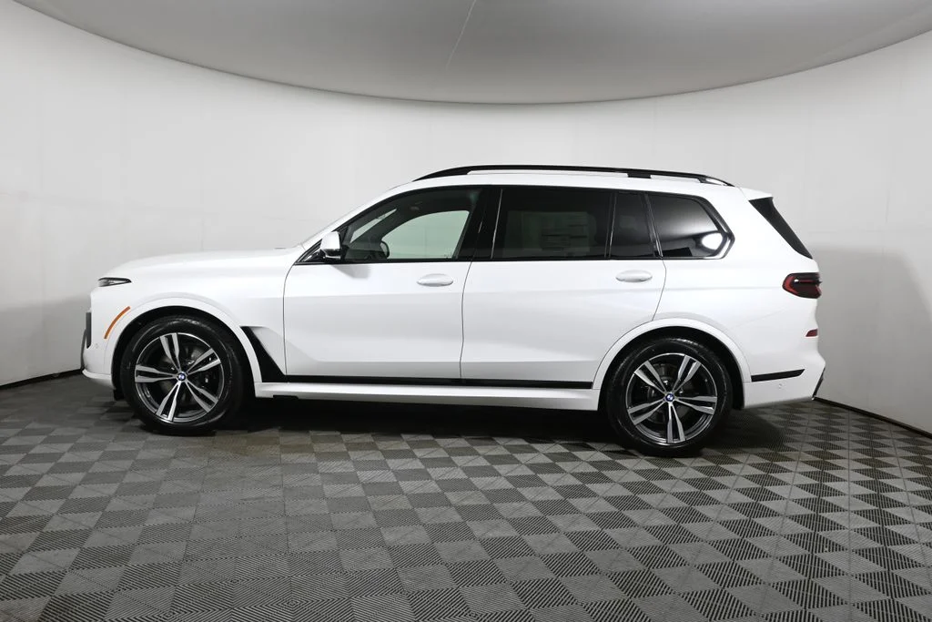 New 2027 White BMW xDrive40i image 2