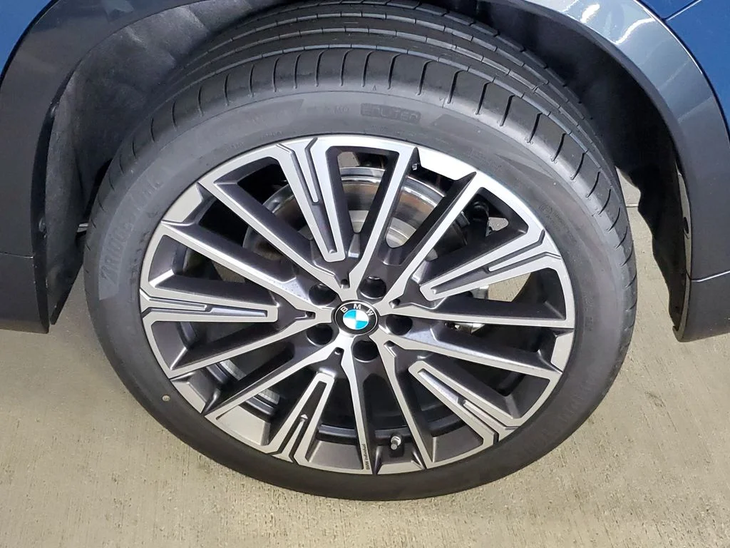 New 2026 Blue BMW xDrive28i image 5