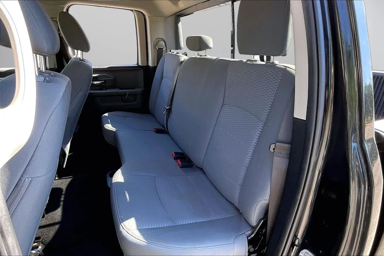 Certified Used 2018 Black Ram SLT image 21