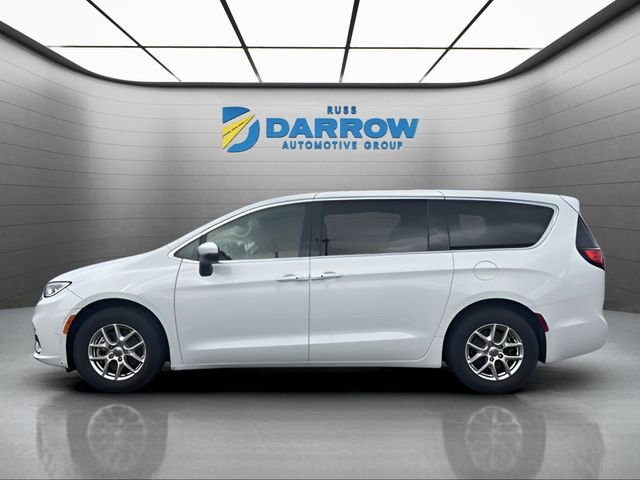 Used 2023 White Chrysler Touring L image 2