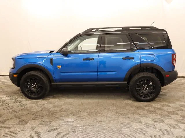 New 2026 Velocity Blue Metallic Ford Badlands® image 20