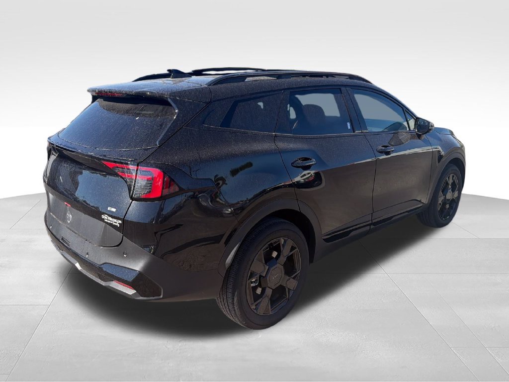 Used 2026 Black Kia X-Line image 5