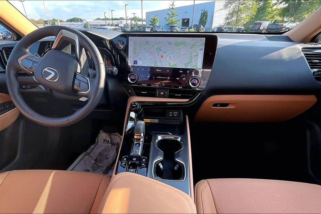 Used 2025 Black Lexus 350 Premium image 17