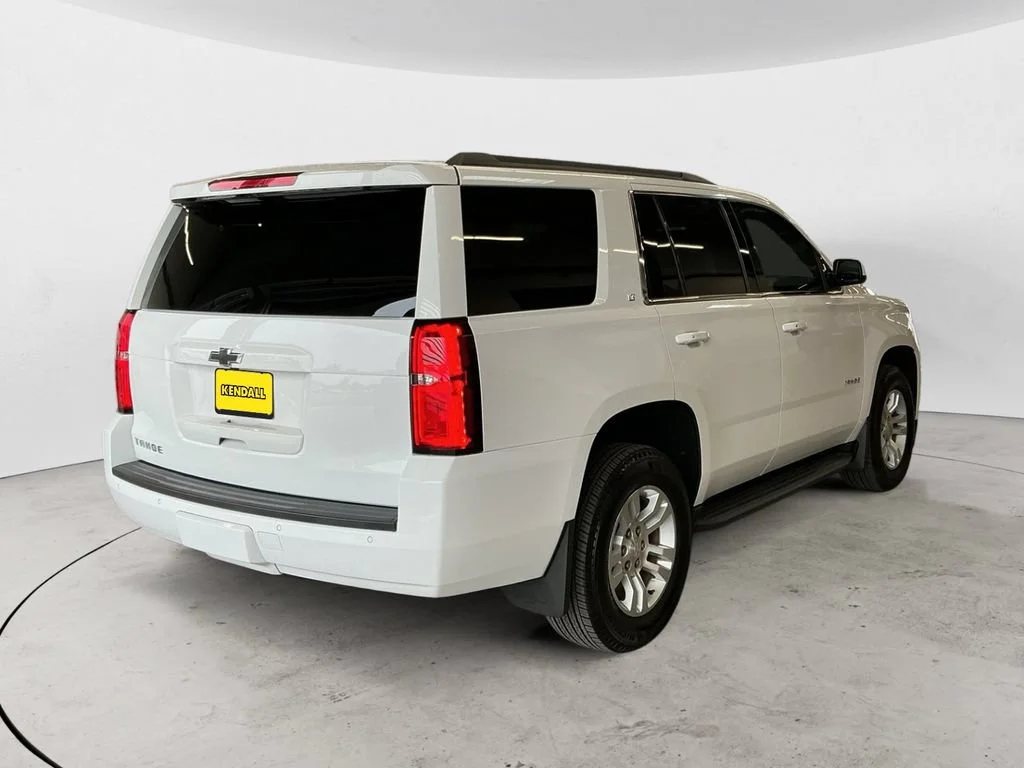 Used 2020 SUMMIT WHITE Chevrolet LT image 5
