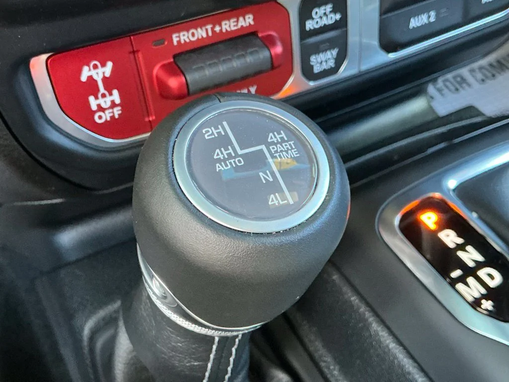 Used 2024 Blue Jeep Rubicon 4xe image 41